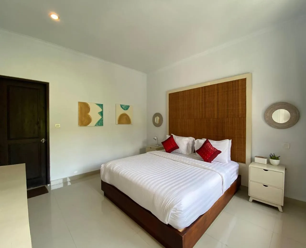 Villa Mayu Dedaries سمينياك
