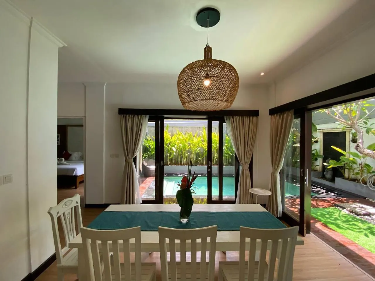Villa Mayu Dedaries سمينياك